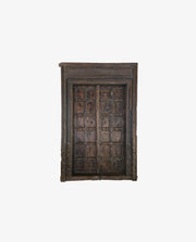 WOODEN OLD DOOR